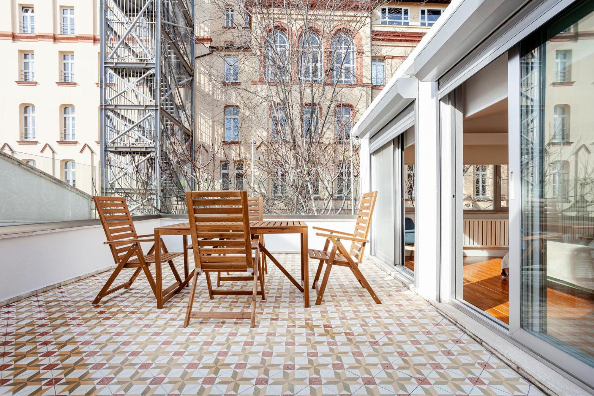 Noa - Serdar-i Ekrem 31 Apartament